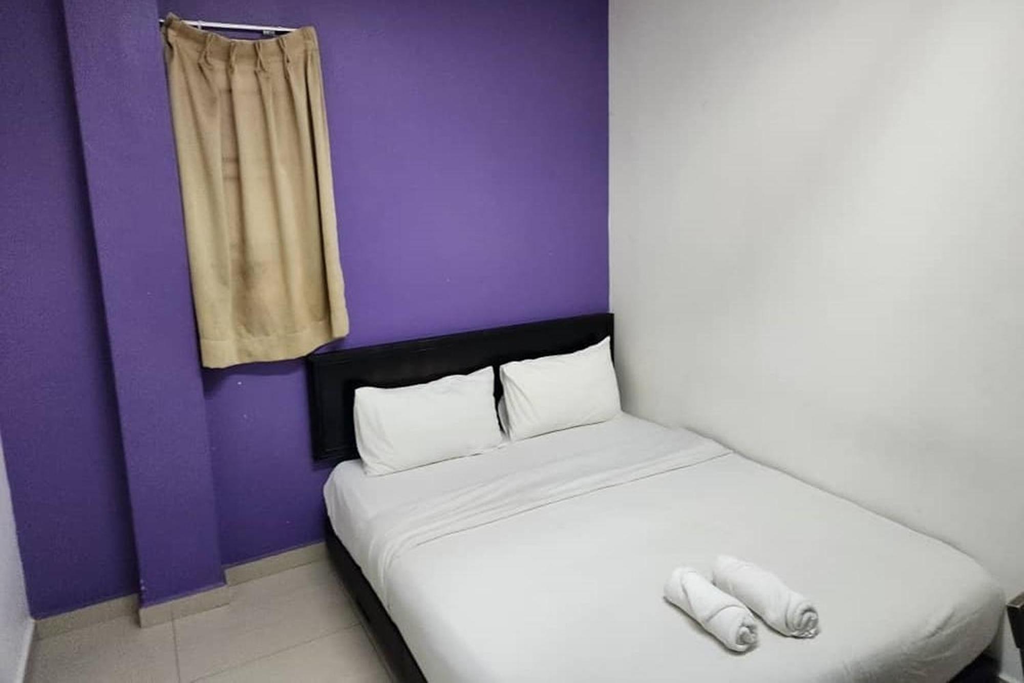 Hotel Alam Indi Джохор Бахру Екстериор снимка