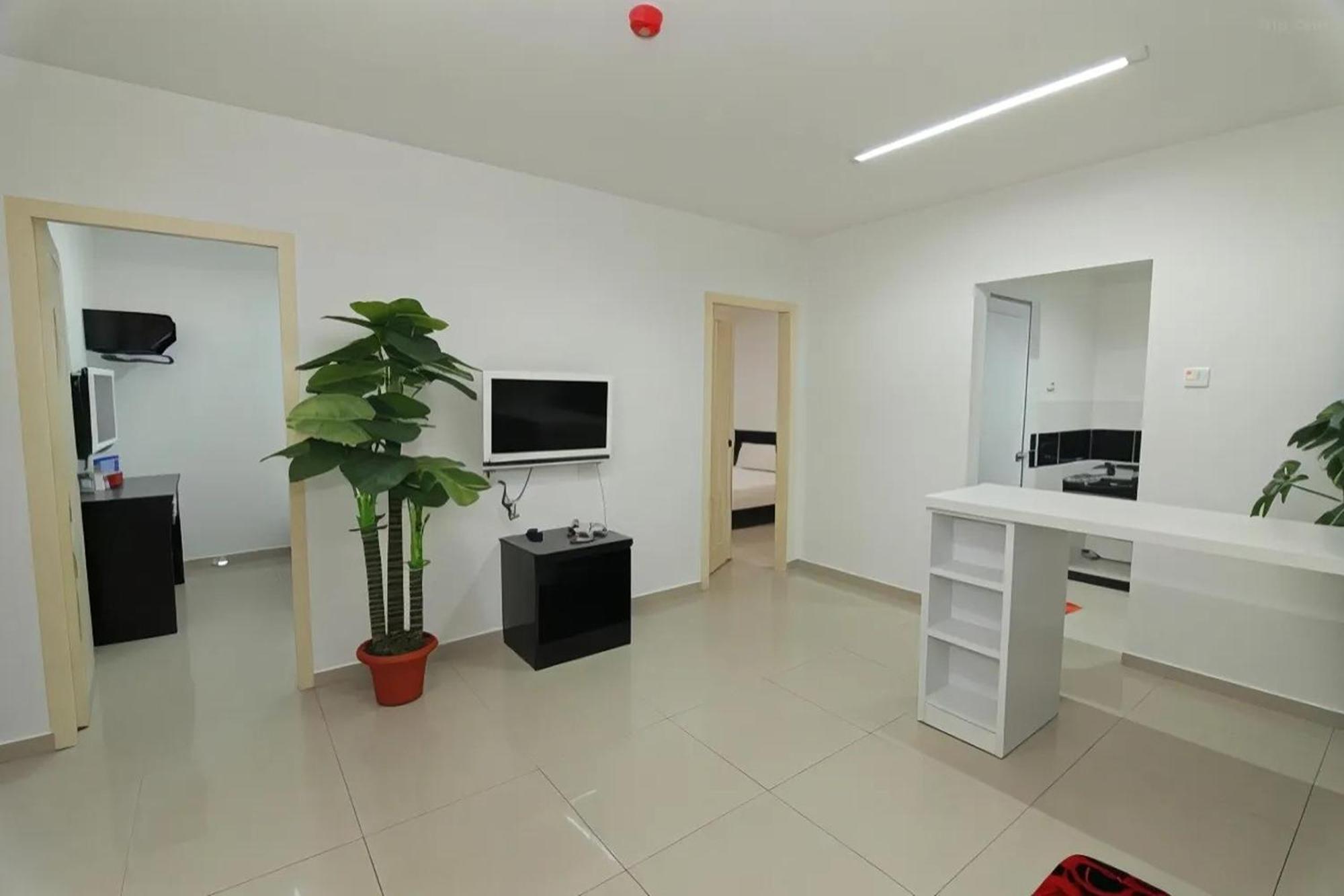 Hotel Alam Indi Джохор Бахру Екстериор снимка