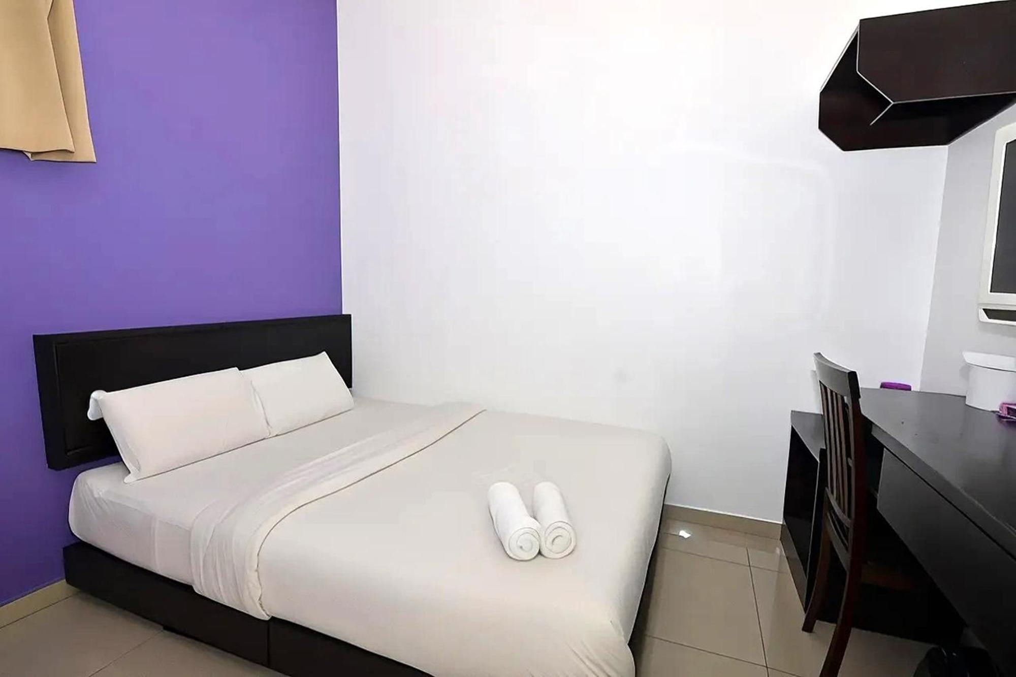 Hotel Alam Indi Джохор Бахру Екстериор снимка